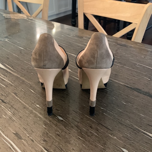 Jessica Simpson - Picture 3 of 4